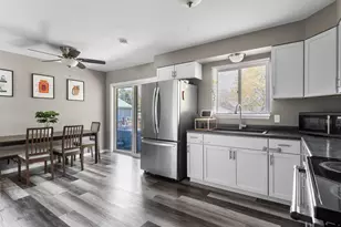 2018 Menasha Ave, Manitowoc, WI 54220 - Photo 5