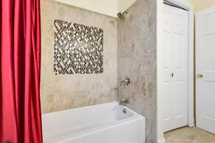 3169 S Griffin Ave, Milwaukee, WI 53207 - Photo 13