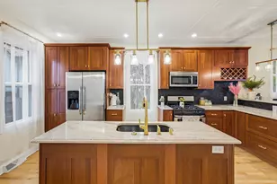 3169 S Griffin Ave, Milwaukee, WI 53207 - Photo 9