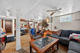2735 W Harrison Ave, Milwaukee, WI 53215 - Photo 23