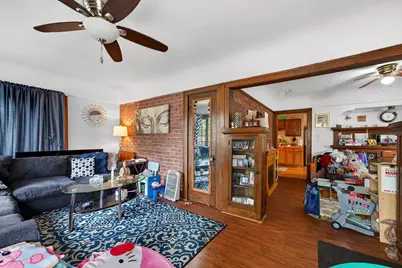 2735 W Harrison Ave, Milwaukee, WI 53215 - Photo 5