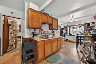 2735 W Harrison Ave, Milwaukee, WI 53215 - Photo 7