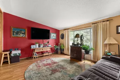 3227  Windsor Pl, West Bend, WI 53090 - Photo 3