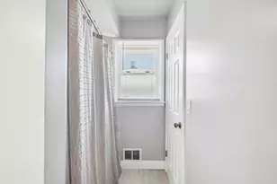 3940 Lasalle St, Racine, WI 53402 - Photo 19