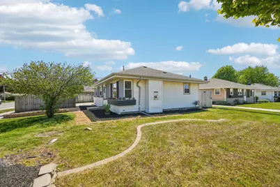 3940  Lasalle St, Racine, WI 53402 - Photo 3