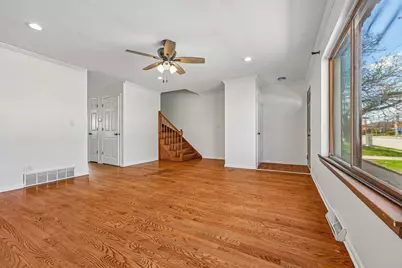 9907 W Beloit Rd, Milwaukee, WI 53227 - Photo 3