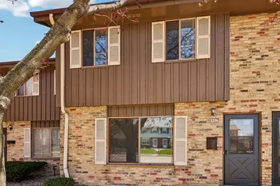 9907 W Beloit Rd, Milwaukee, WI 53227 - Photo 23