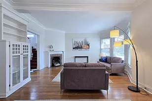 2745 N Summit Ave, Milwaukee, WI 53211 - Photo 17