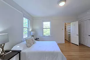 2745 N Summit Ave, Milwaukee, WI 53211 - Photo 23