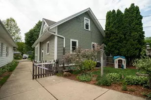 1430 N 67th St, Wauwatosa, WI 53213 - Photo 39