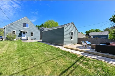 4751 N Marlborough Dr, Whitefish Bay, WI 53211 - Photo 25