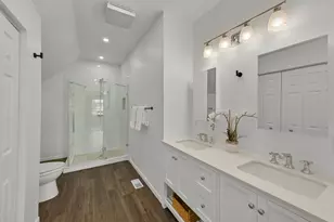 4751 N Marlborough Dr, Whitefish Bay, WI 53211 - Photo 17