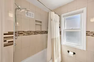 4751 N Marlborough Dr, Whitefish Bay, WI 53211 - Photo 13