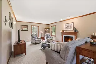660 Weidman Ct, Cedarburg, WI 53012 - Photo 5