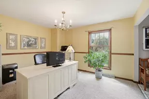 660 Weidman Ct, Cedarburg, WI 53012 - Photo 7