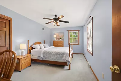 660  Weidman Ct, Cedarburg, WI 53012 - Photo 15