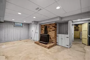 7230 W Freistadt Rd, Mequon, WI 53092 - Photo 21