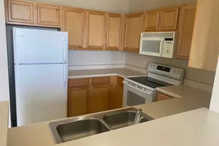 4110 S Lake Dr, Saint Francis, WI 53235 - Photo 9