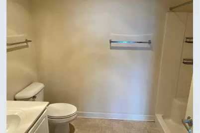 4110 S Lake Dr #244, Saint Francis, WI 53235 - Photo 5