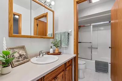W178N9754  Riversbend Cir, Germantown, WI 53022 - Photo 21