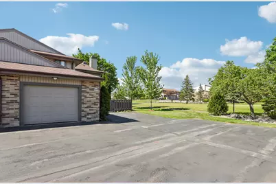 W178N9754  Riversbend Cir, Germantown, WI 53022 - Photo 45