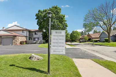 W178N9754  Riversbend Cir, Germantown, WI 53022 - Photo 11