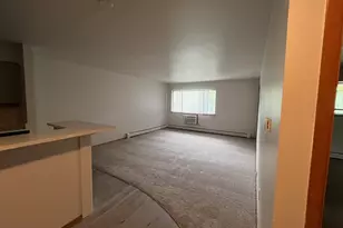 3811 S 35th St, Greenfield, WI 53221 - Photo 3
