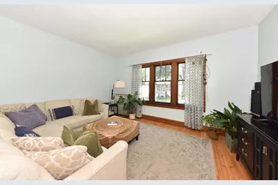 2553 N Dousman St, Milwaukee, WI 53212 - Photo 5