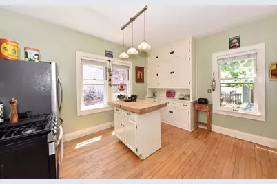 2553 N Dousman St, Milwaukee, WI 53212 - Photo 13