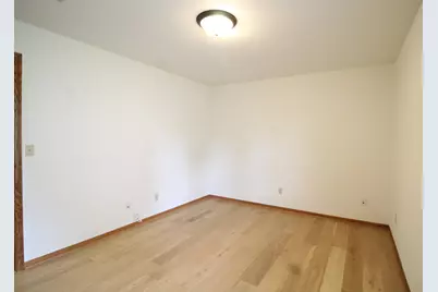 N77W15970  Settlers Ct, Menomonee Falls, WI 53051 - Photo 25