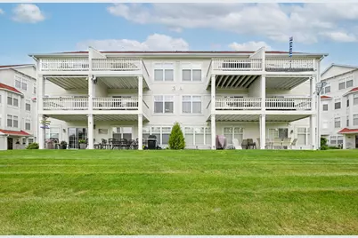 2126  Landings Ln, Delavan, WI 53115 - Photo 29