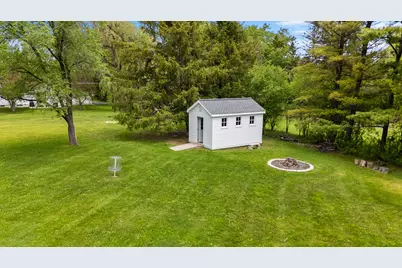 1627 W Fiesta Ln, Mequon, WI 53092 - Photo 29