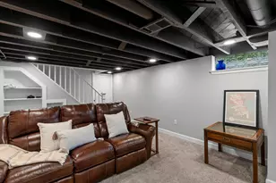 1627 W Fiesta Ln, Mequon, WI 53092 - Photo 25