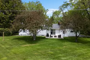 1627 W Fiesta Ln, Mequon, WI 53092 - Photo 31