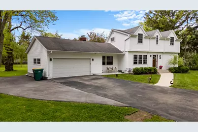 1627 W Fiesta Ln, Mequon, WI 53092 - Photo 33