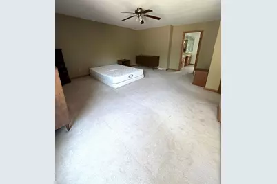 42  Robin Hill Dr, Racine, WI 53406 - Photo 19