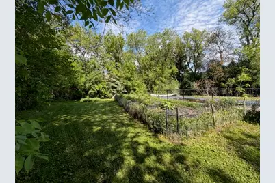 42  Robin Hill Dr, Racine, WI 53406 - Photo 31