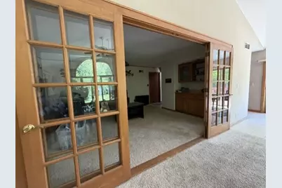 42  Robin Hill Dr, Racine, WI 53406 - Photo 9