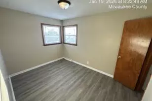 8025 W Villard Ave, Milwaukee, WI 53218 - Photo 7