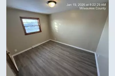 8025 W Villard Ave #8023, Milwaukee, WI 53218 - Photo 5