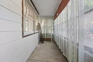 8125 W Dixon St, Milwaukee, WI 53214 - Photo 35