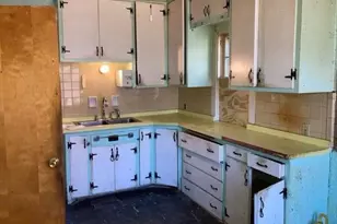 2506 N 46th St, Milwaukee, WI 53210 - Photo 3