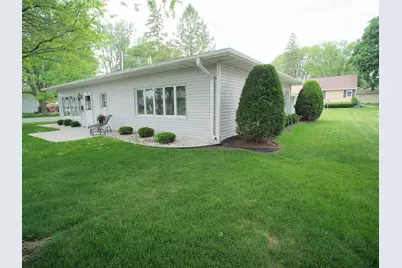 1300  Center St, Watertown, WI 53098 - Photo 3