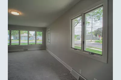 1300  Center St, Watertown, WI 53098 - Photo 11