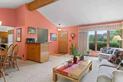 13955 W Forest Knoll Ct, New Berlin, WI 53151 - Photo 3