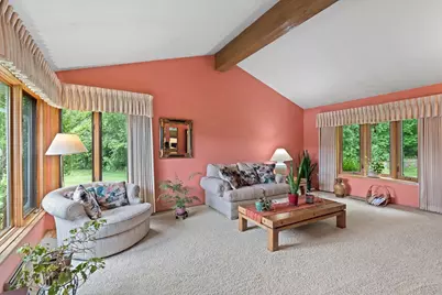 13955 W Forest Knoll Ct, New Berlin, WI 53151 - Photo 5