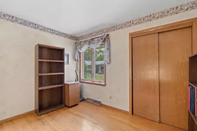 13955 W Forest Knoll Ct, New Berlin, WI 53151 - Photo 19