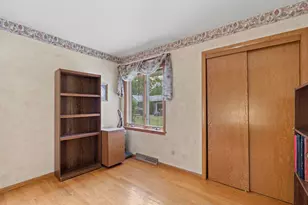 13955 W Forest Knoll Ct, New Berlin, WI 53151 - Photo 19