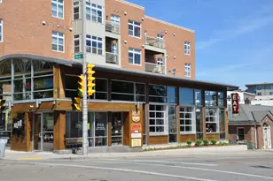 904 E Pearson St, Milwaukee, WI 53202 - Photo 33