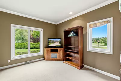 4405  Honeywood Ln, Jackson, WI 53037 - Photo 27